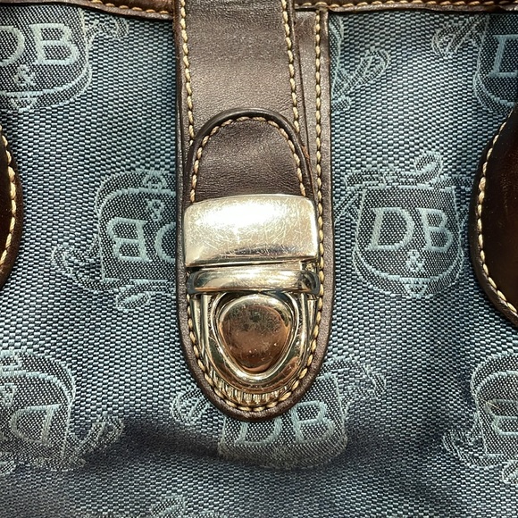 Dooney & Bourke tote - Picture 10 of 15